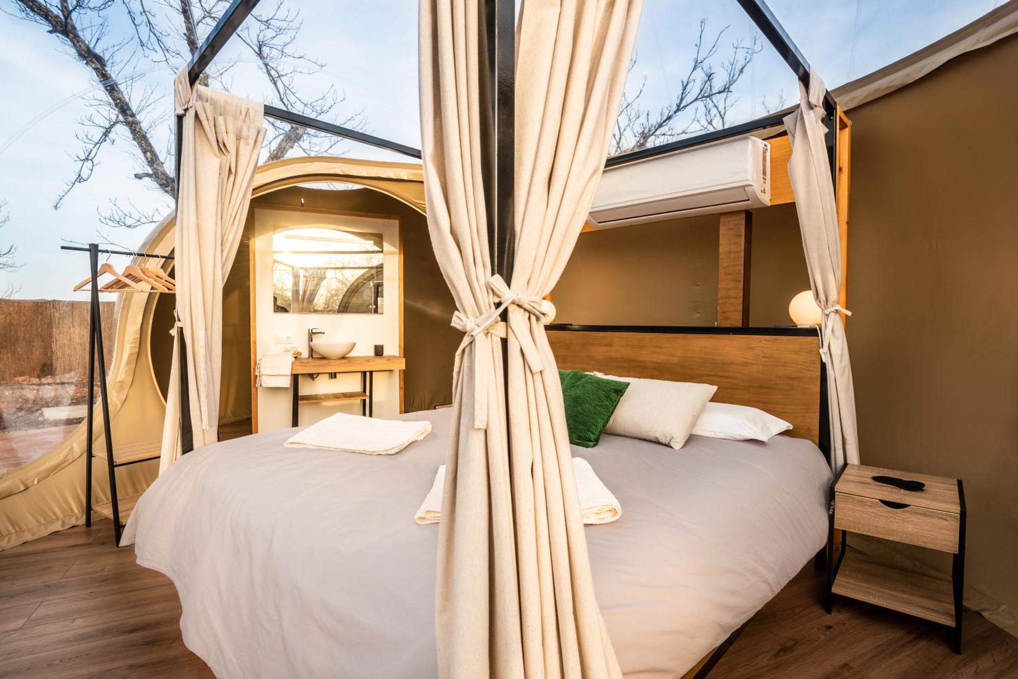Horizonte Bubble Rooms كورتيغانا المظهر الخارجي الصورة